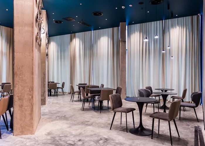Nova Luxe Hotel & Residences